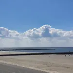 鲁塞旅馆 3*
