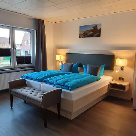 Loose Hotel 3*
