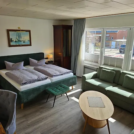 Hotel Loose 3*