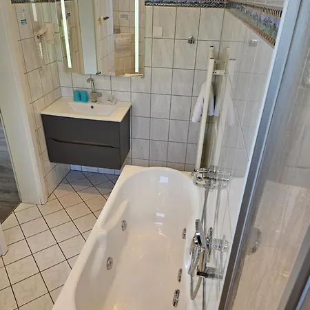 Loose 3* Borkum