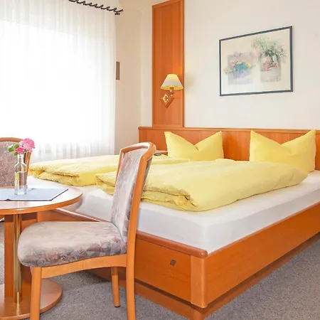 Loose Hotel